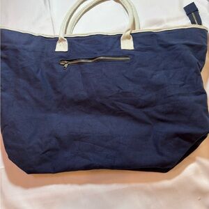 2/$30 Bitten by Sarah Jessica Parker Blue and Cream Tote Bag